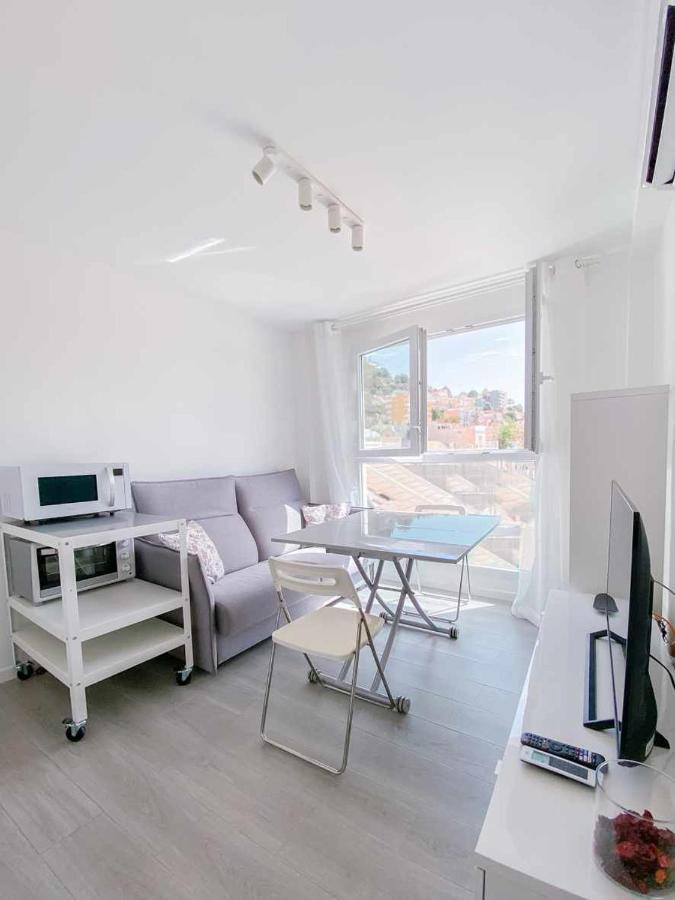 1 Room Pedregalejo Малага Екстериор снимка