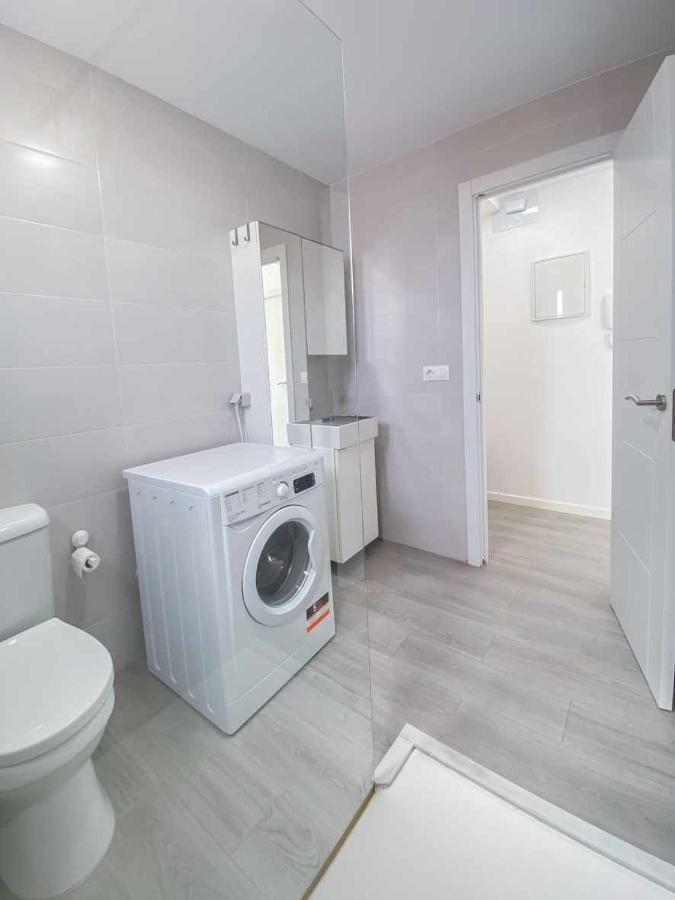 1 Room Pedregalejo Малага Екстериор снимка